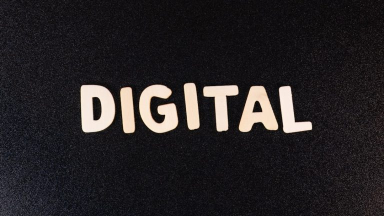 Essential Tips for Creating Compelling Marketing Content Online